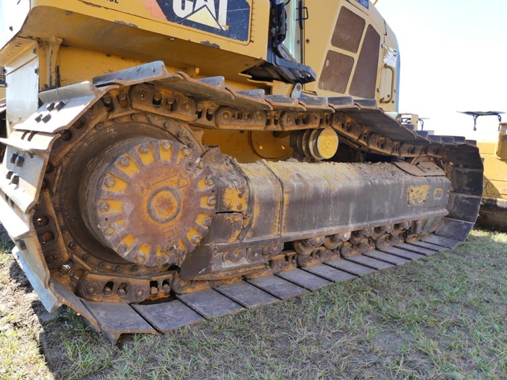 2018-caterpillar-d5k2-image-5
