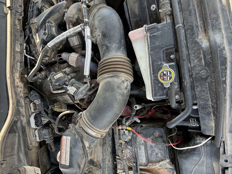 2017-ford-f550-xl-image-54