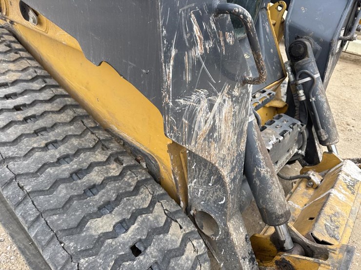 2019-deere-331g-image-15