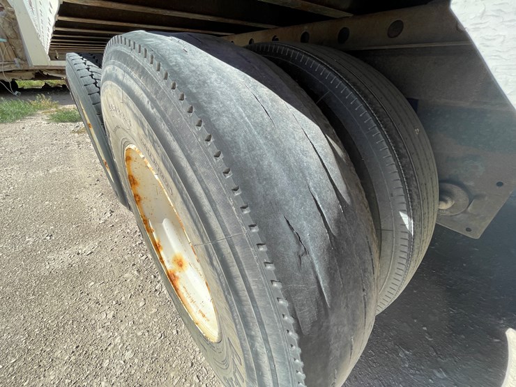 2018-great-dane-van-image-10