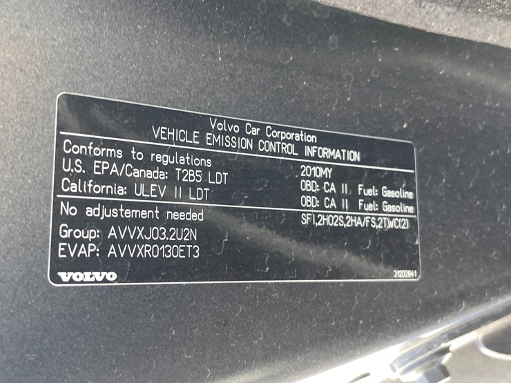 2010-volvo-xc90-image-119