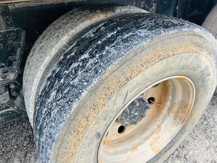 kenworth-t800-image-22