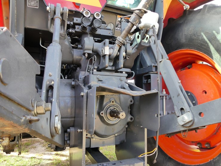 2021-kubota-m6s-111-image-6