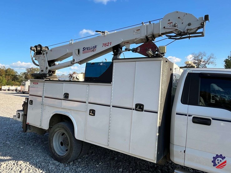 2017-ford-f550-xl-image-47