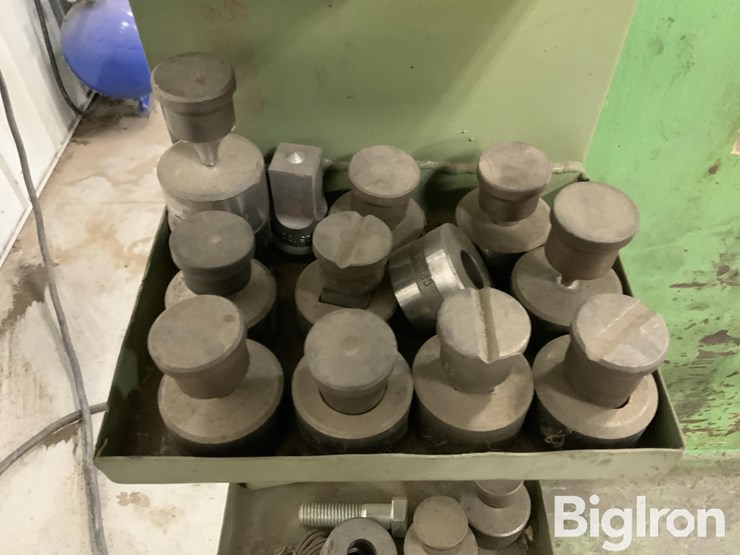 mubea-hps350e-iron-worker-image-15