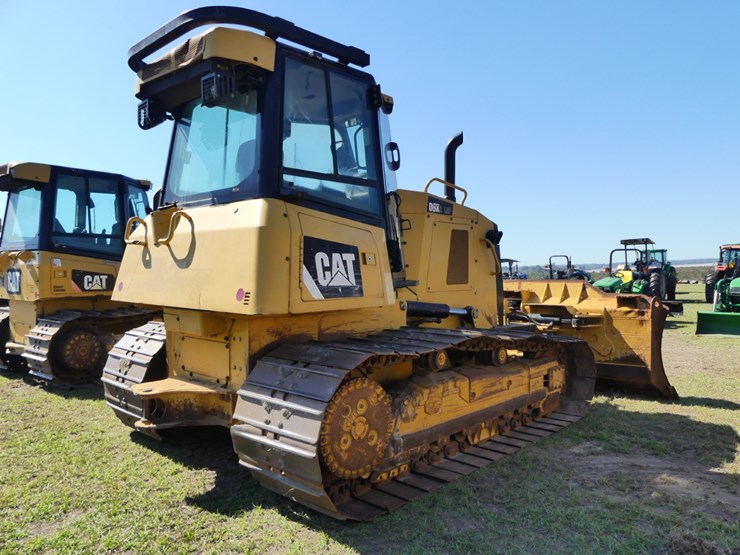 2013-caterpillar-d6k-lgp-image-3