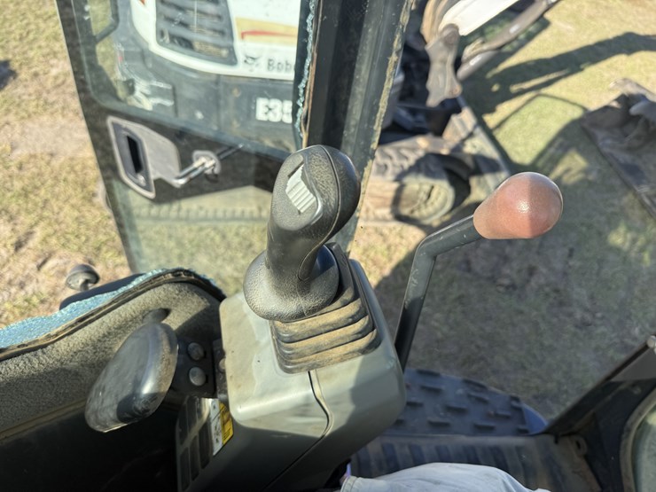 2021-bobcat-e42-image-9