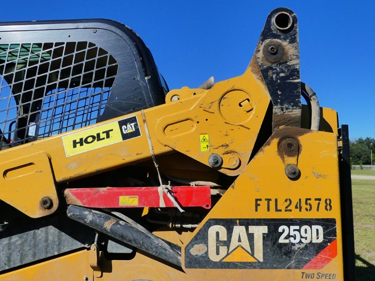 2019-caterpillar-259d-image-8