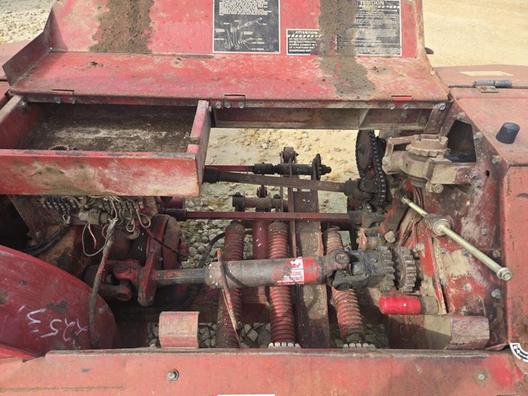 new-holland-900-image-8