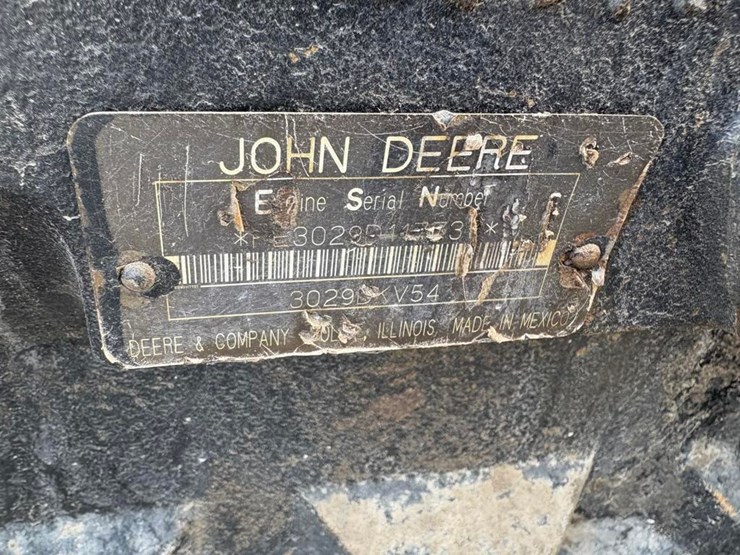 john-deere-240-image-3
