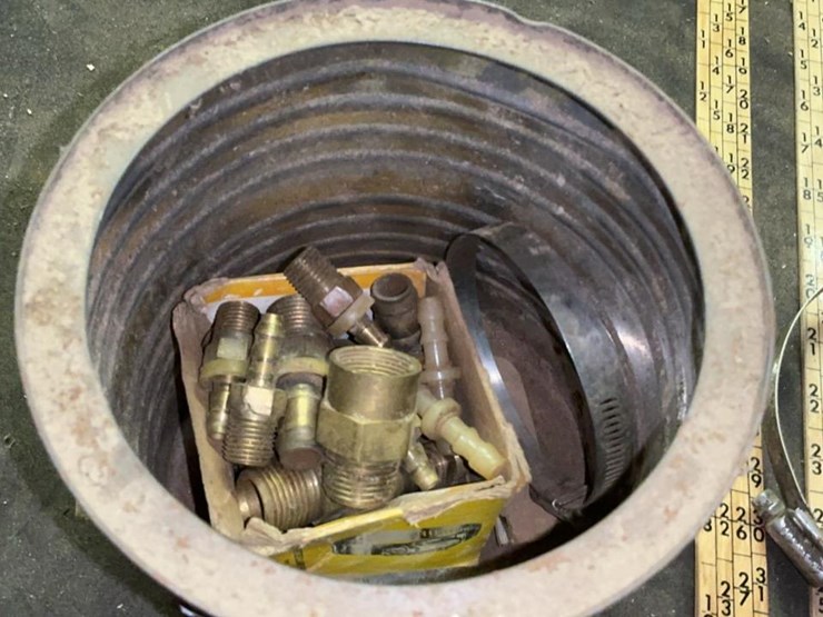 #757-•-pipe-wrenches,-soldering-irons-and-various-parts-image-17