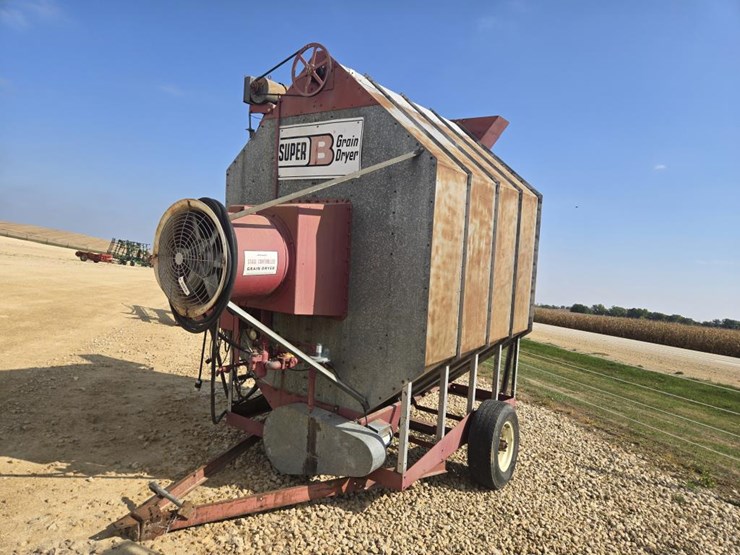 #5859-•-super-b-160-bu.-grain-dryer-image-1