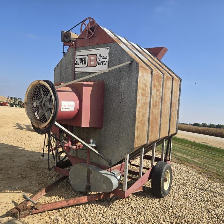 #5859 • SUPER B 160 BU. GRAIN DRYER