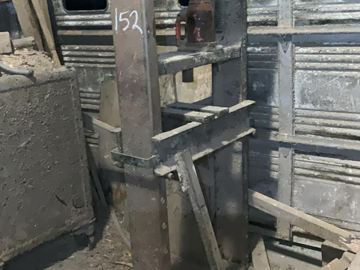 #152-•-shop-press-image-1