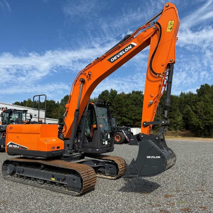 2024 DEVELON DX140LC-7K
