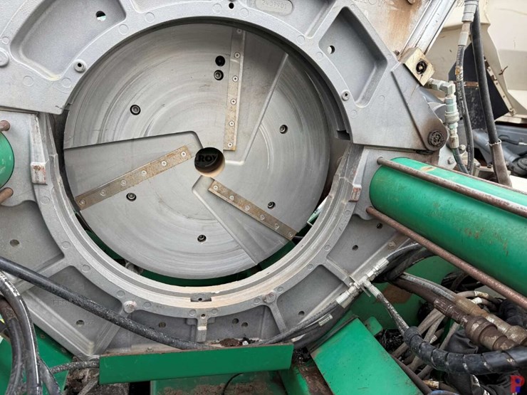 2022-mcelroy-630i-image-15