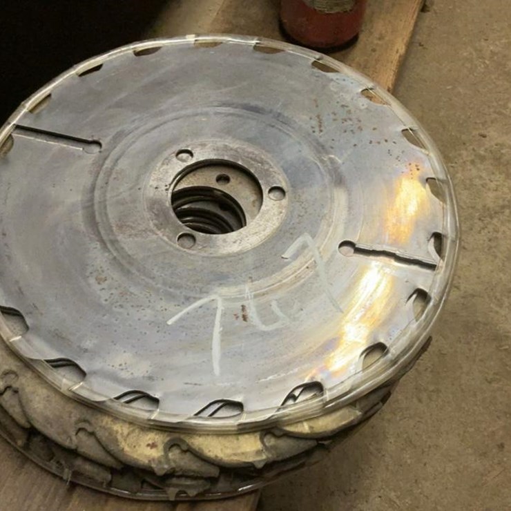 #767 • 17 1/2” Edger Blades