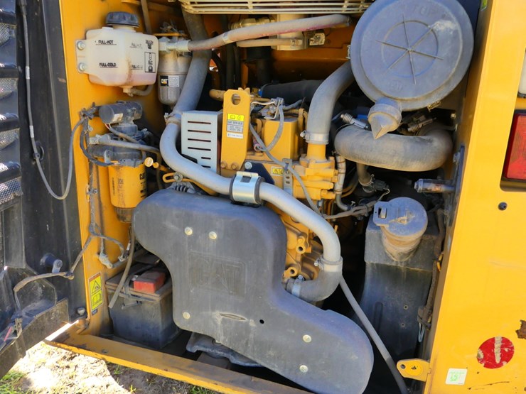 2021-caterpillar-259d3-image-9
