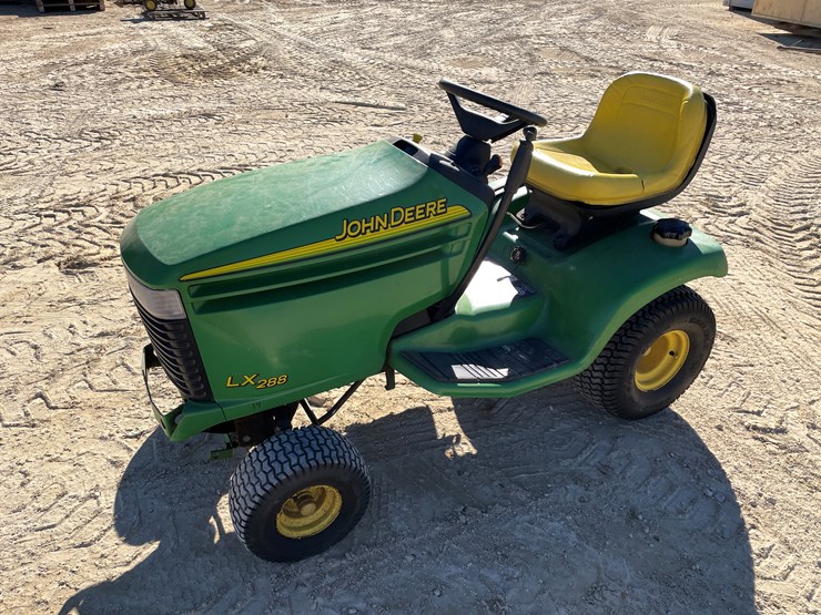 john-deere-lx288-image-8