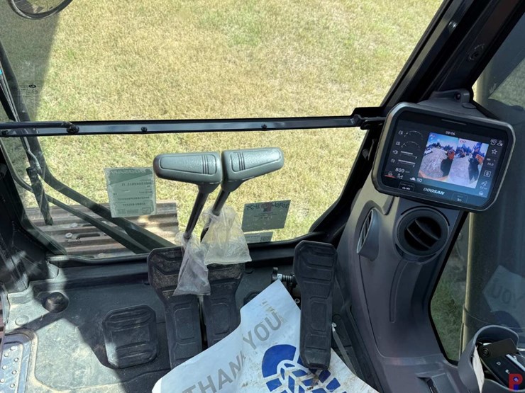 2023-doosan-dx255-lc-image-15