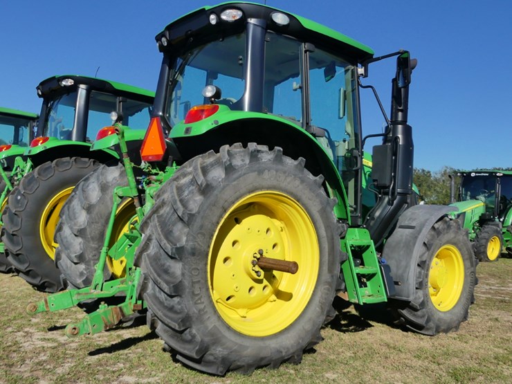 2021-john-deere-6120m-image-4