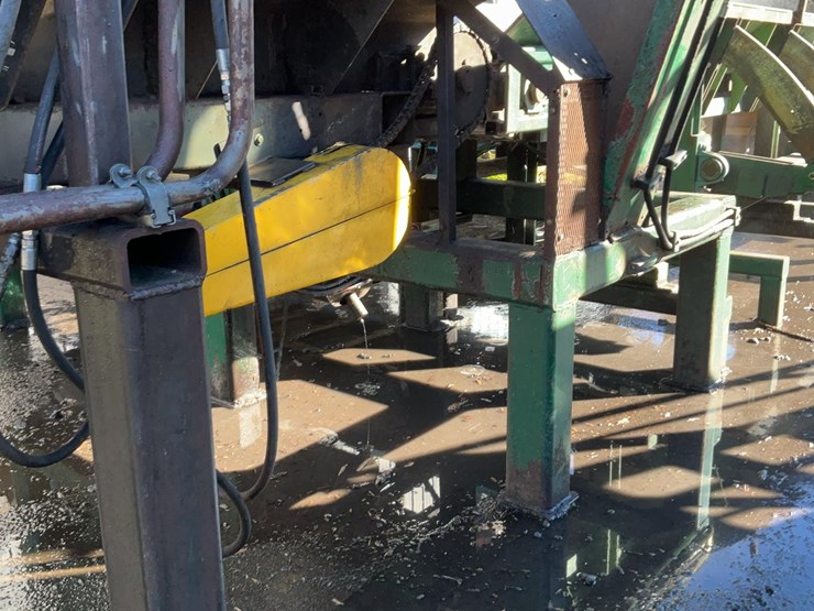 #128-•-merchandising-saw-image-14