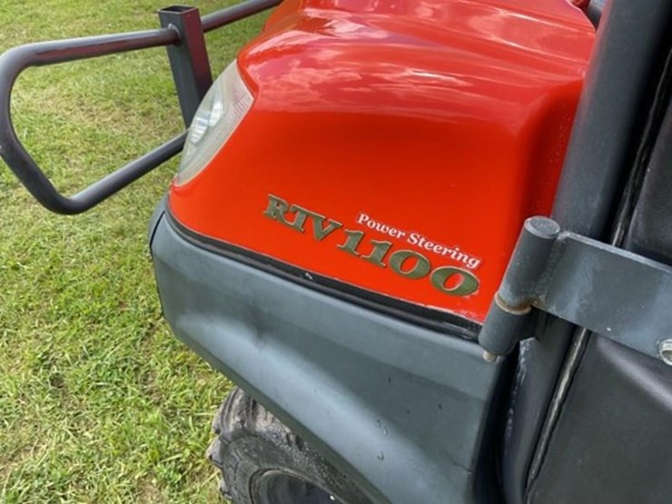 2009-kubota-rtv1100-image-8