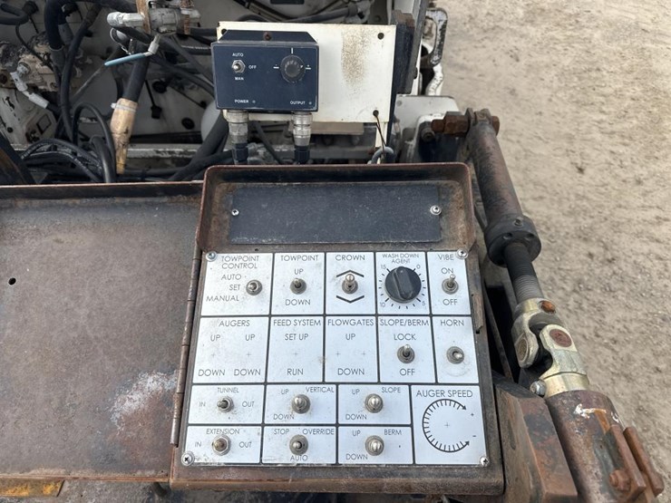 2012-cedarapids-cr452-image-21