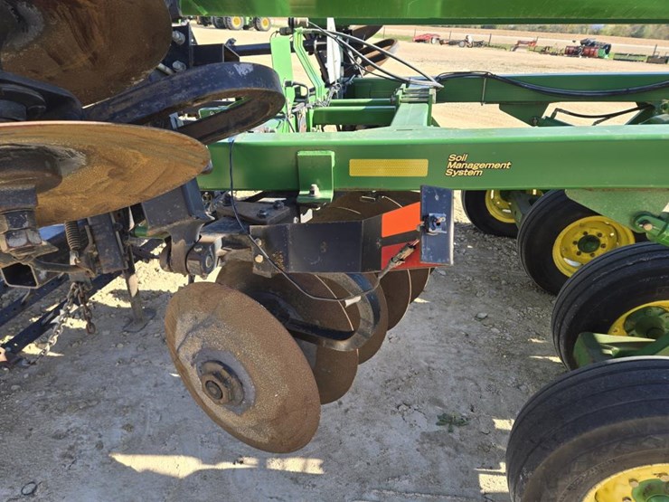 john-deere-637-image-23