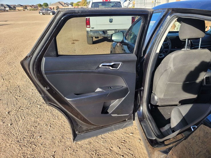 2023-kia-sportage-image-5