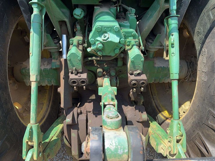 john-deere-4640-image-18