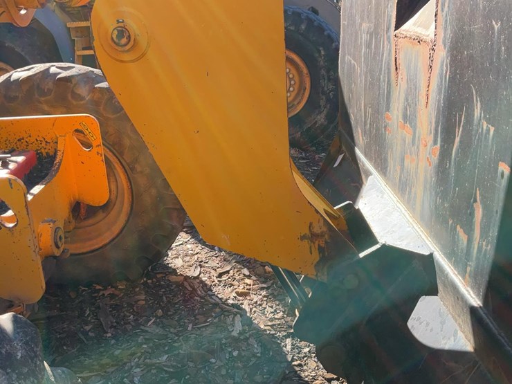 2018-jcb-506c-image-39