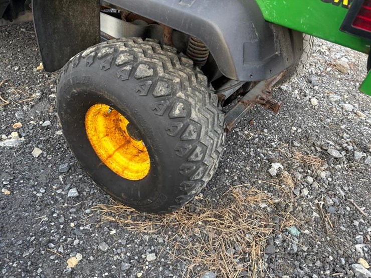 john-deere-gator-image-9