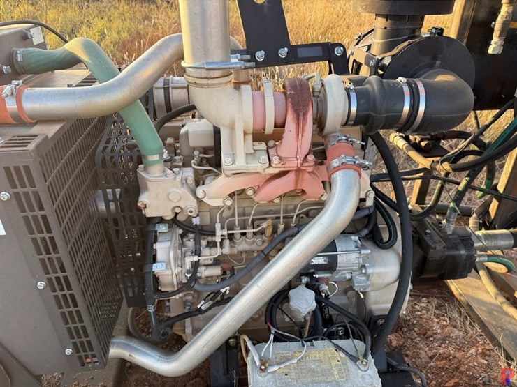 john-deere-4045hf285-image-11