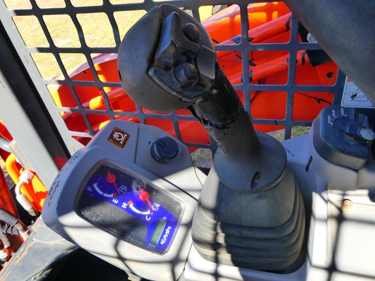 2020-kubota-svl75-2-image-13