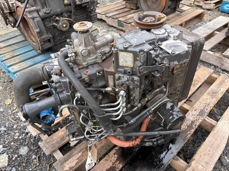 new-holland-ls170-image-1