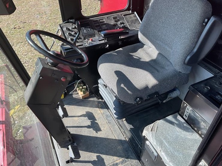 1993-case-ih-1666-image-23