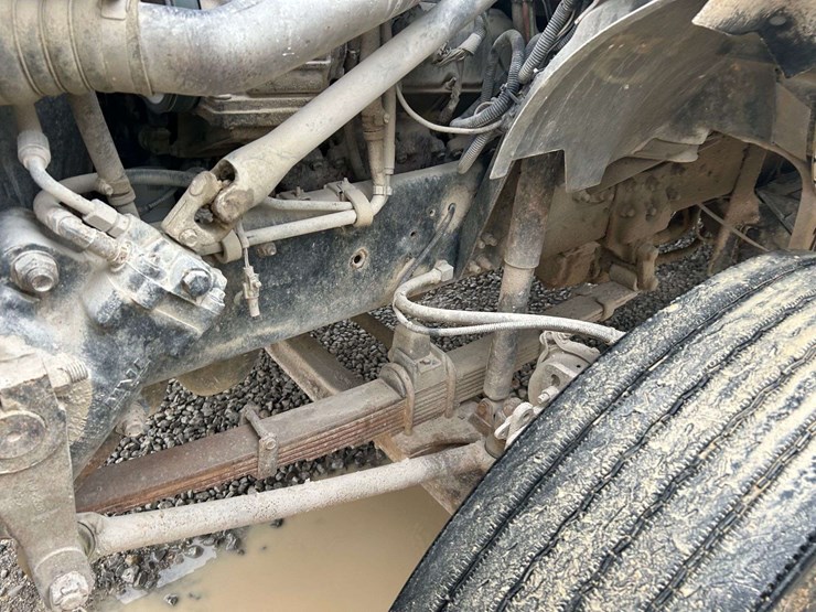 2000-ford-f650-image-24