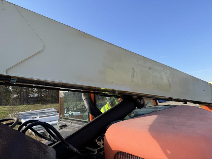 2006-jlg-g6-42a-image-18