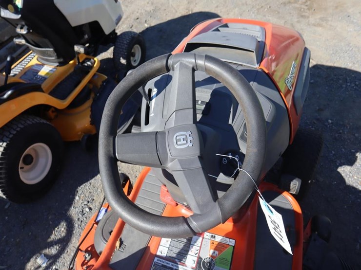 husqvarna-yth25k48-riding-mower-image-18