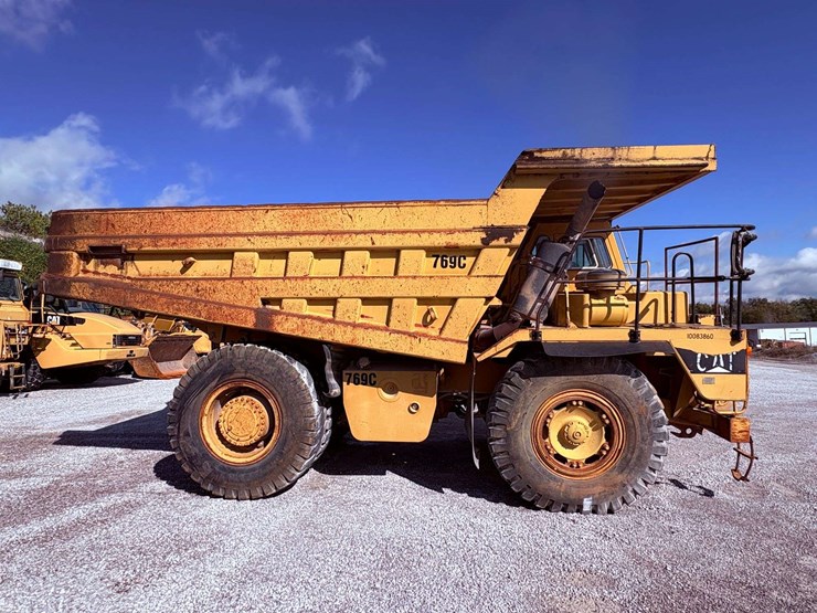 1995-caterpillar-769c-image-13