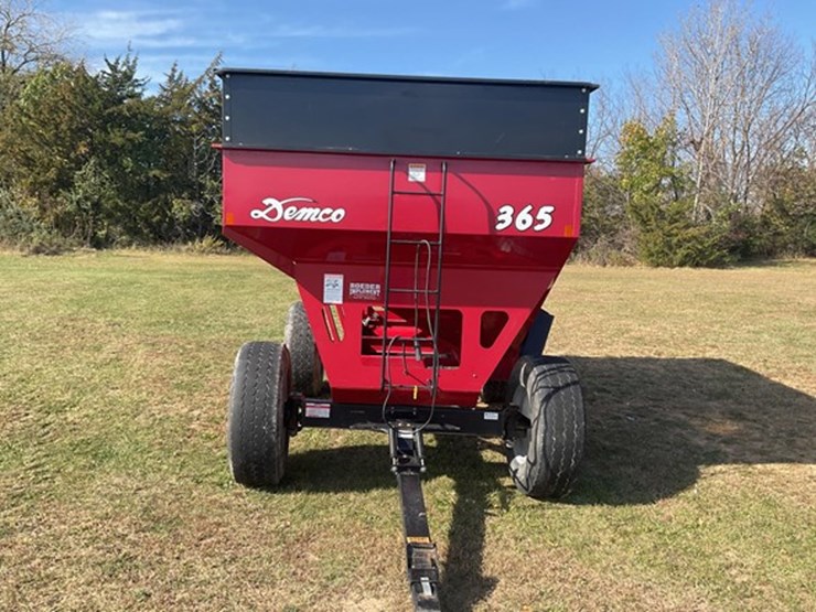 2010-demco-365-image-8