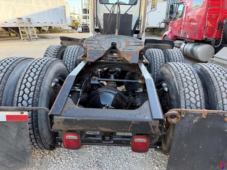 2015-mack-ch613-image-6