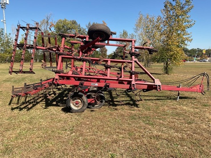 case-ih-4600-image-5