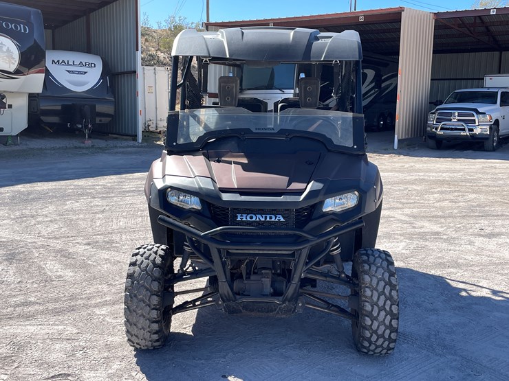 2021-honda-pioneer-700-image-2