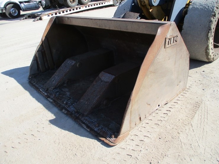 2000-deere-624h-image-14