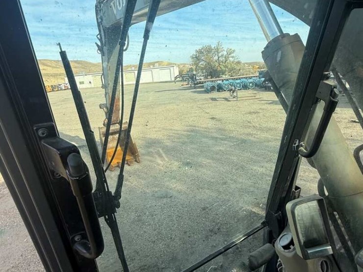 2010-volvo-ec210cl-image-8