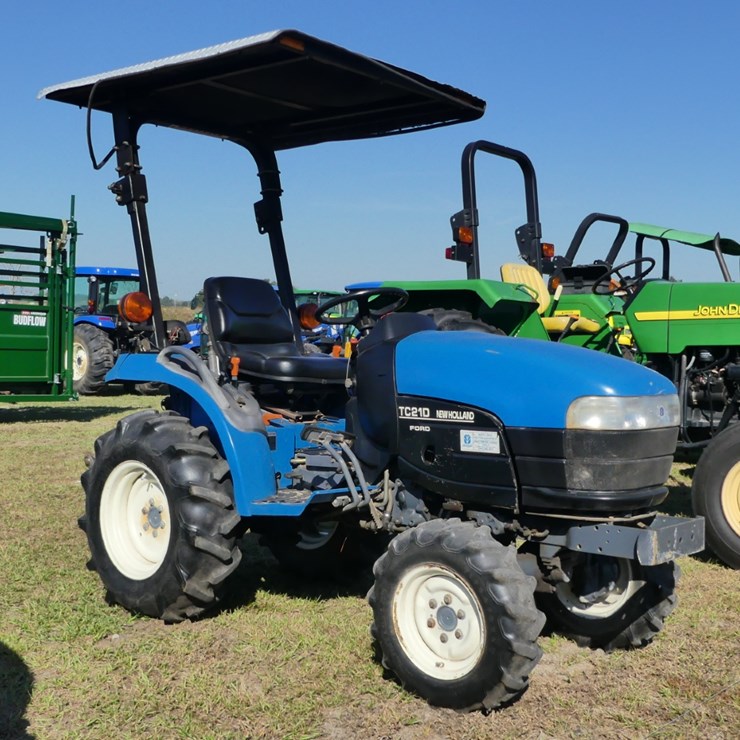 NEW HOLLAND TC21D