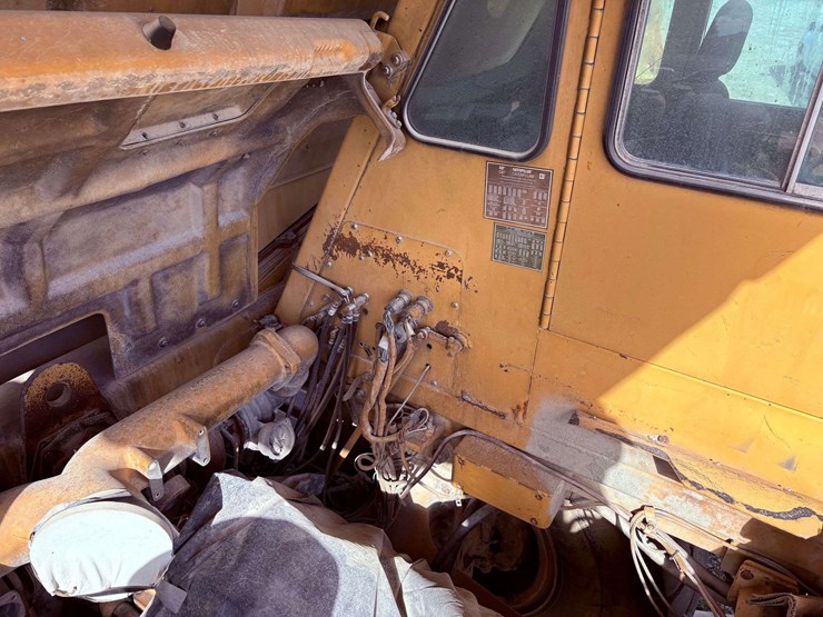 1994-caterpillar-773b-image-38