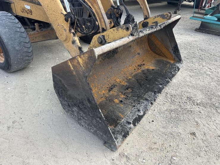 case-570l-xt-image-10